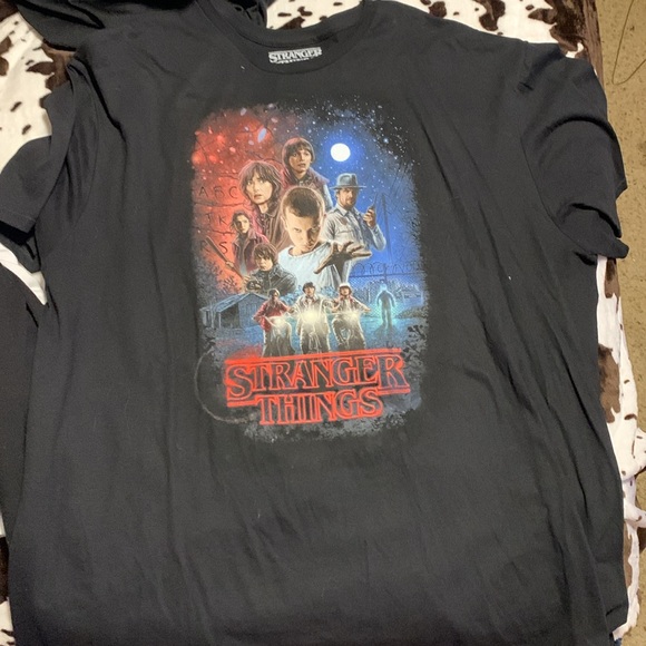 Band tees and graphic tees - Picture 6 of 6